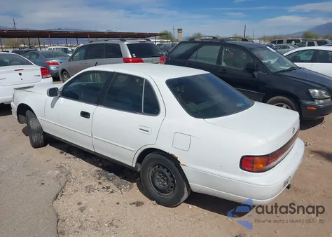 1993 Toyota Camry Le из США, поврежденный, VIN 4T1SK12E4PU259431